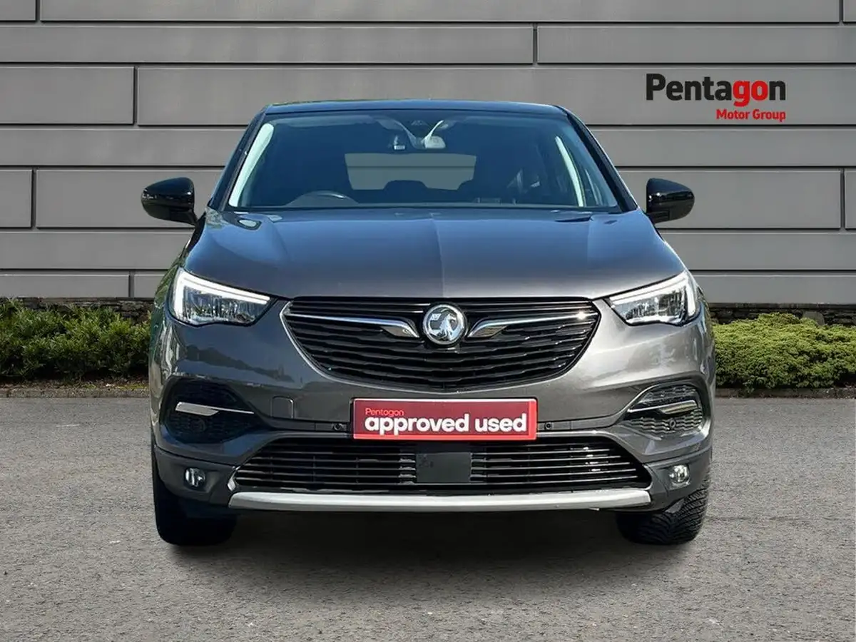 2020-vauxhall-grandland-x-12-sri-nav-big-12