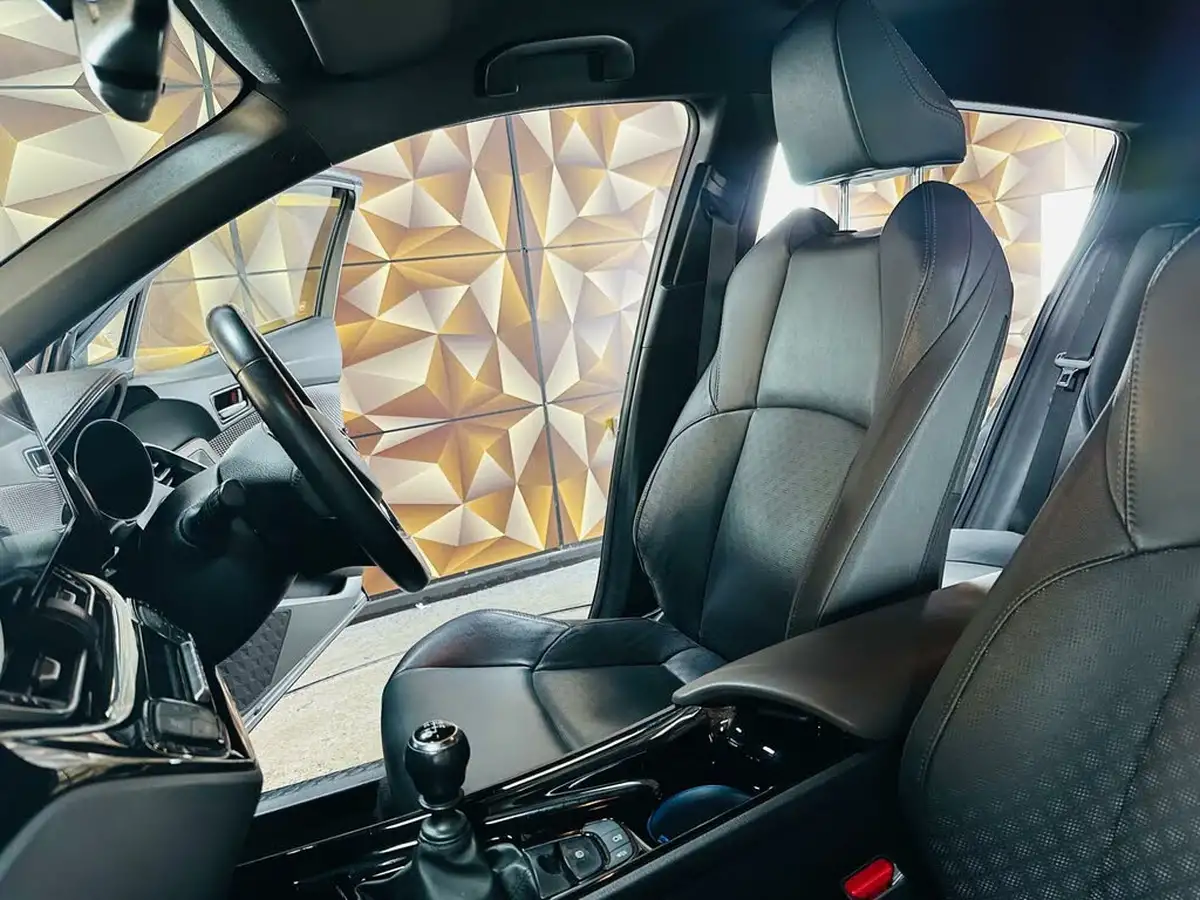 2019-toyota-c-hr-12-excel-big-22