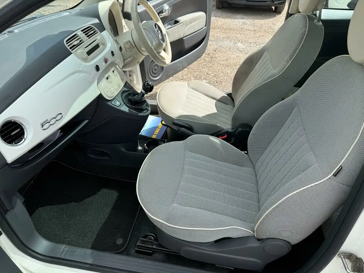 2013-fiat-500-09-lounge-big-17