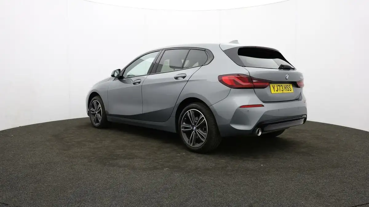 2024-bmw-1-series-15-118i-sport-dct-big-68