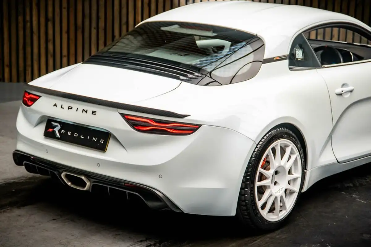 2020-alpine-a110-18-t-s-big-19