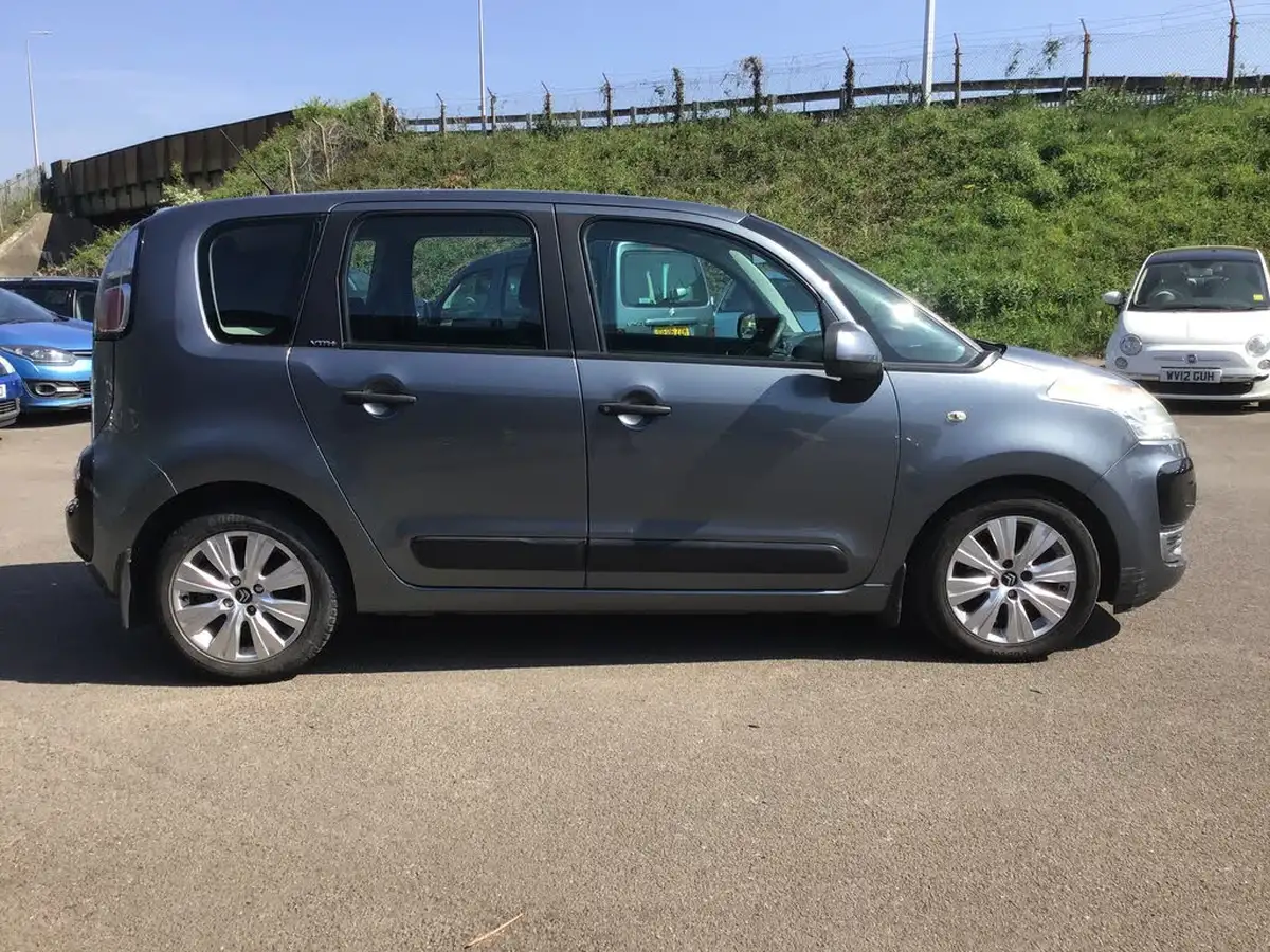 2009-citroen-c3-picasso-16hdi-vtr-big-7