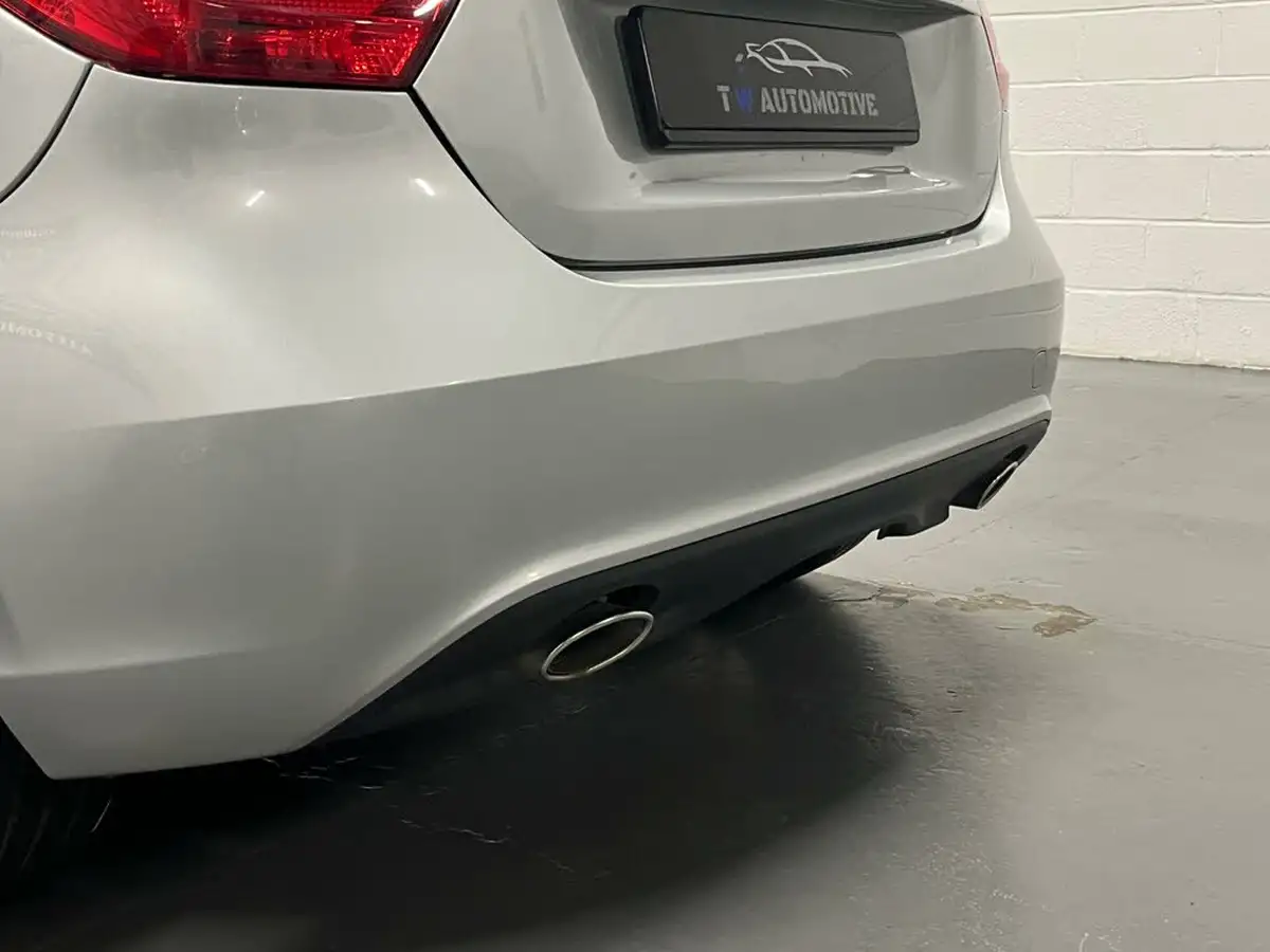 2015-mercedes-benz-a-class-15-cdi-a180-sport-109ps-7g-dct-big-16