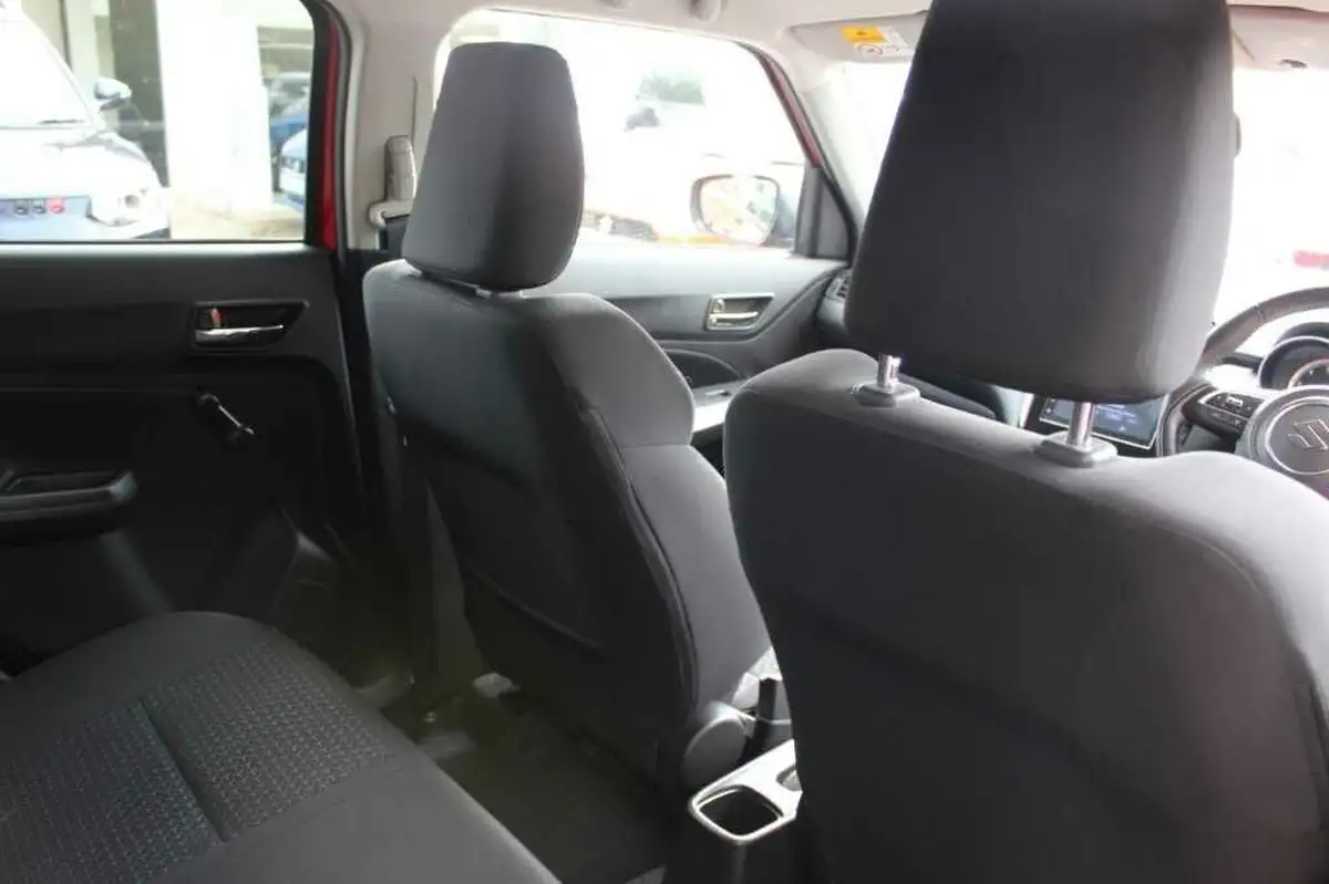 2022-suzuki-swift-12-dualjet-sz-l-big-23