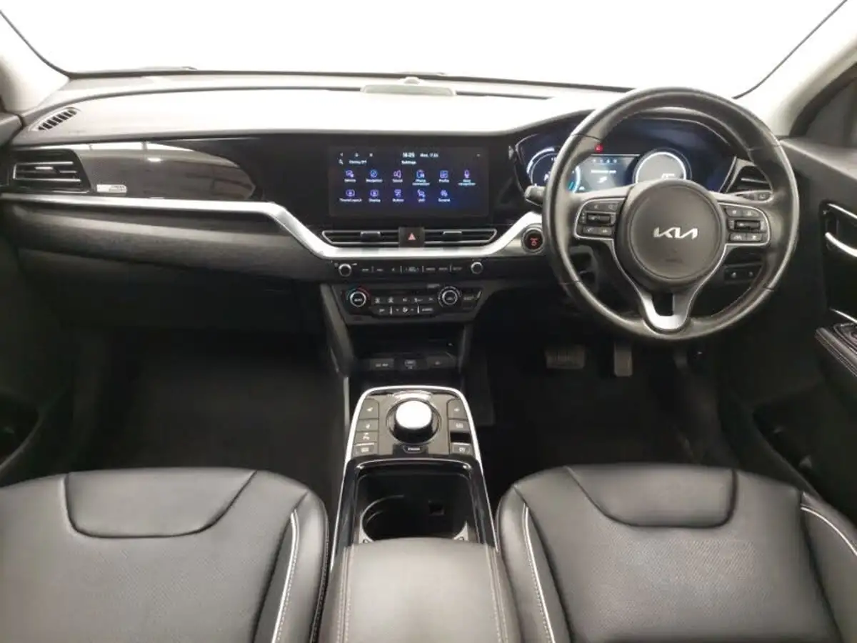 2021-kia-e-niro-ev-3-big-2