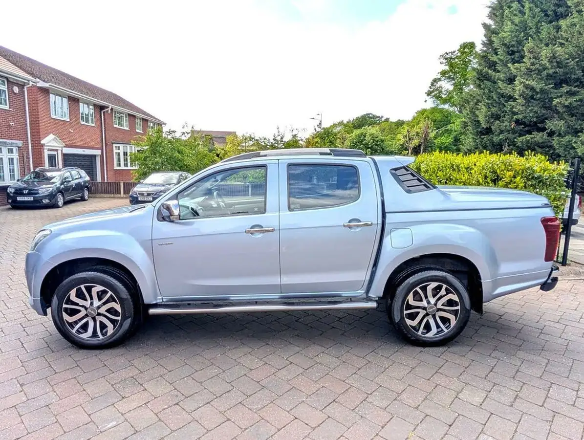 2016-isuzu-d-max-25td-centurion-big-11
