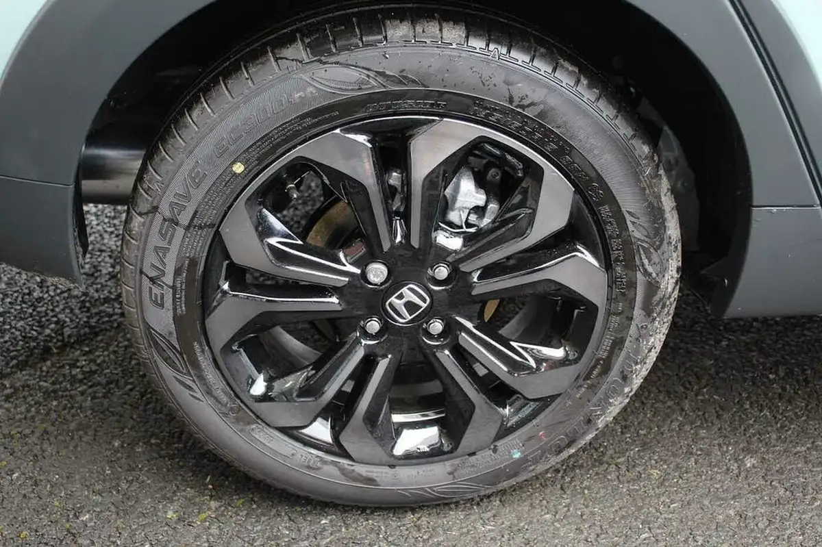 2025-honda-jazz-15-i-mmd-crosstar-advance-big-8