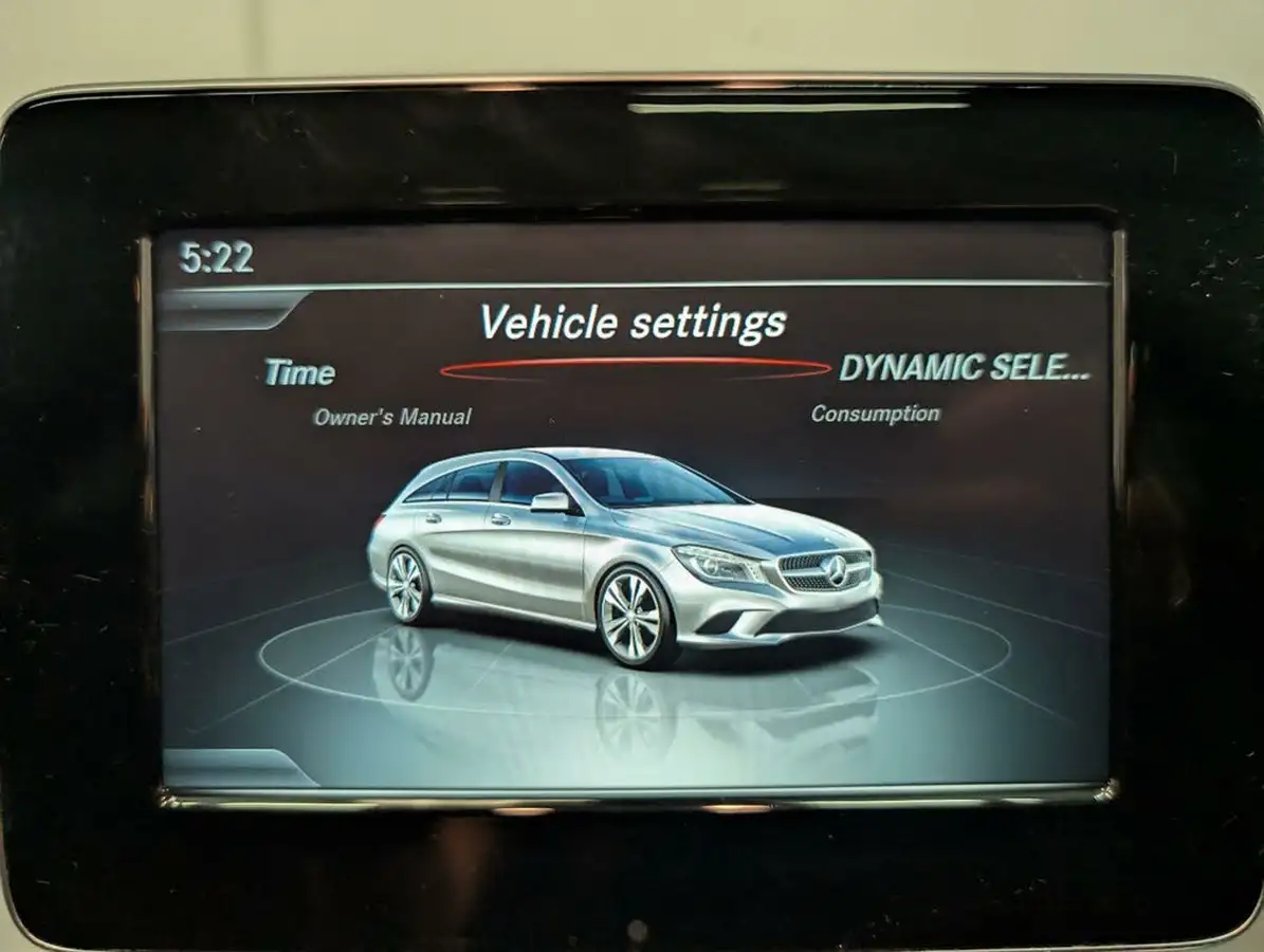 2016-mercedes-benz-cla-21d-cla220-amg-sport-ss-shooting-brake-5d-big-23