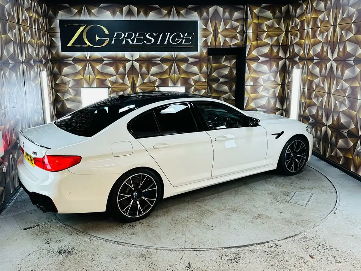 2019-bmw-5-series-44-m5-competition-big-27