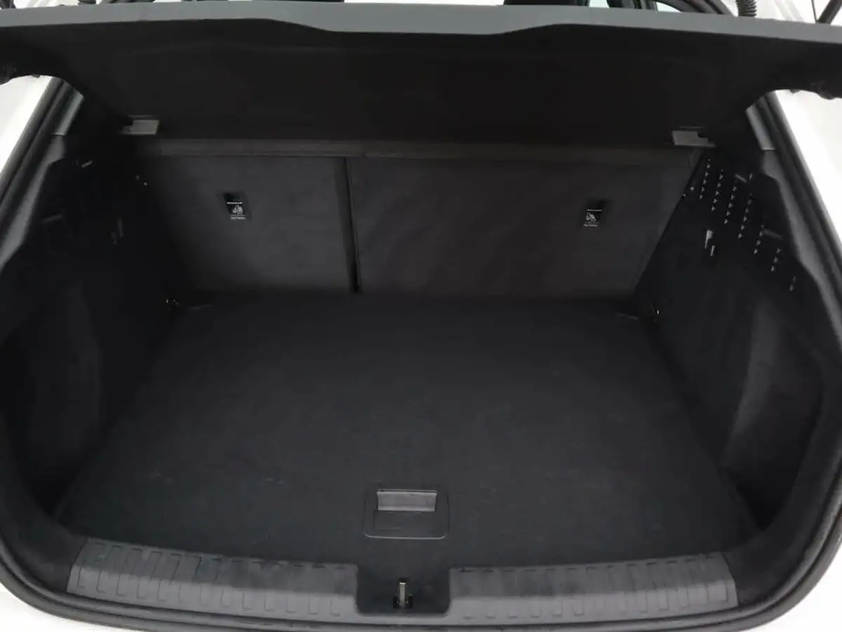 2021-audi-a3-10-30-tfsi-technik-big-6