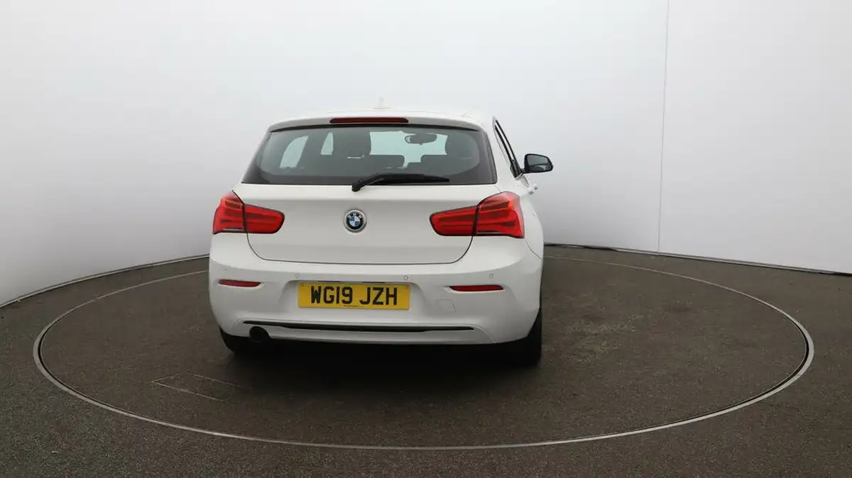 2019-bmw-1-series-15-118i-sport-138bhp-5d-big-47
