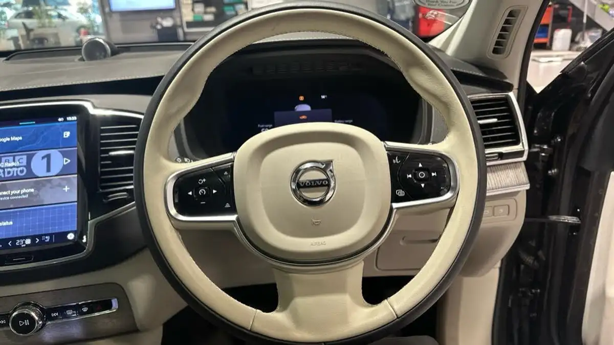 2024-volvo-xc90-20-t8-ultimate-dark-big-9