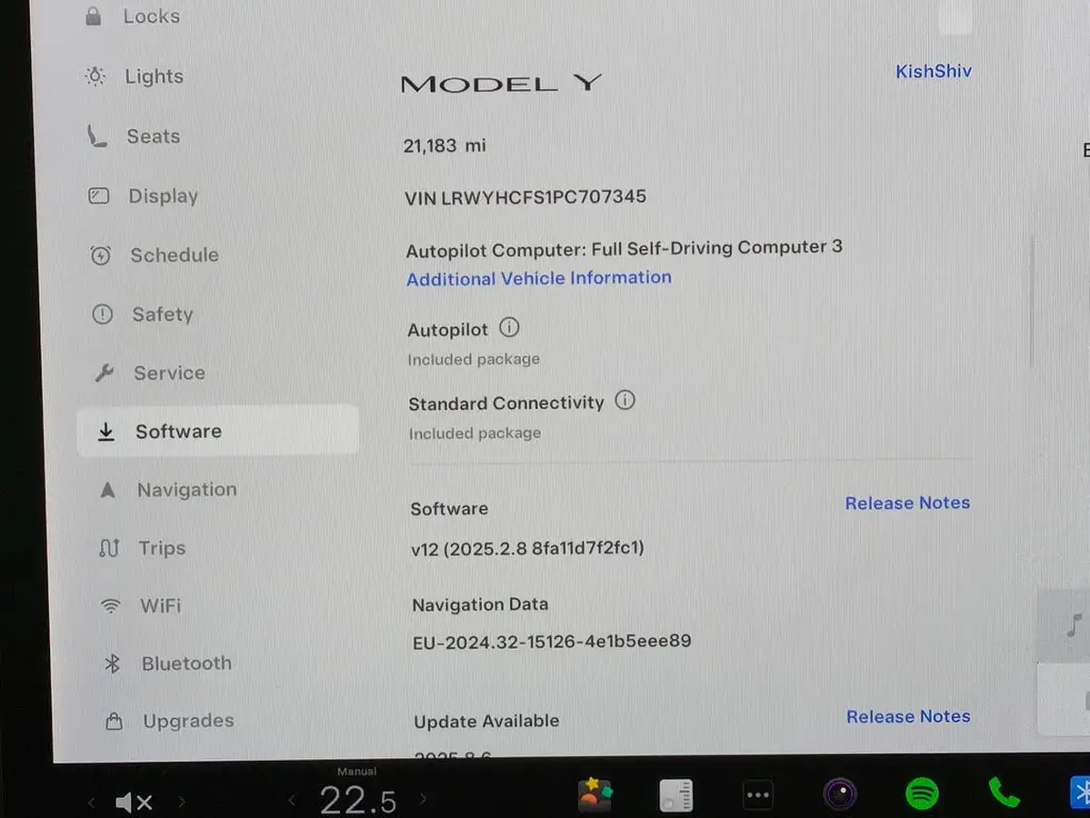 2023-tesla-model-y-e-rwd-big-17