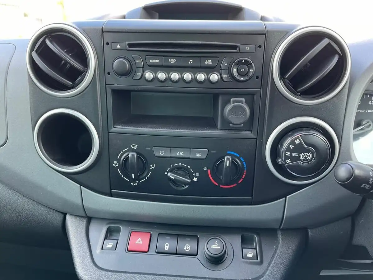 2018-citroen-berlingo-16bluehdi-multispace-feel-102ps-ss-etg6-big-21