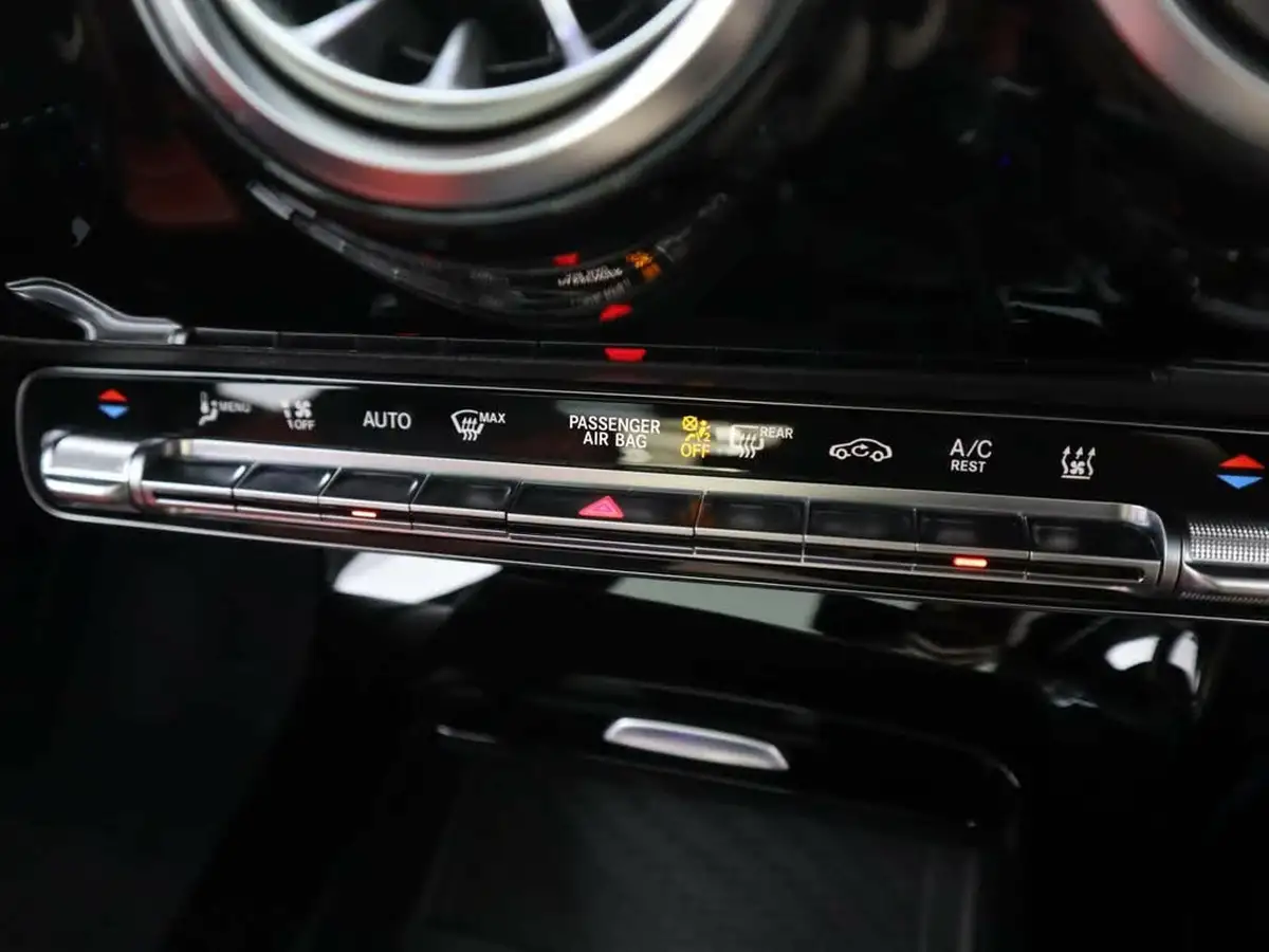 2021-mercedes-benz-cla-13-cla-250e-amg-line-premium-plus-218ps-coupe-4d-big-17