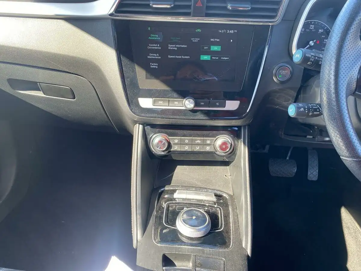 2020-mg-zs-suv-e-excite-ev-big-13