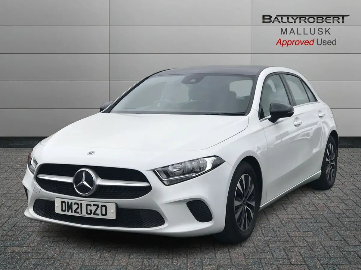 2021-mercedes-benz-a-class-13-a180-se-7g-dct-big-13