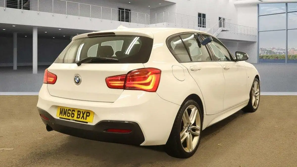 2016-bmw-1-series-15-118i-m-sport-5d-big-7