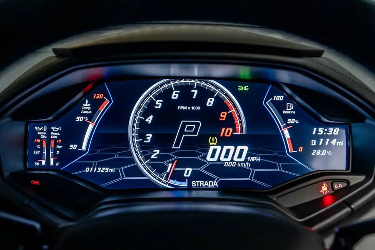 2021-lamborghini-huracan-big-35