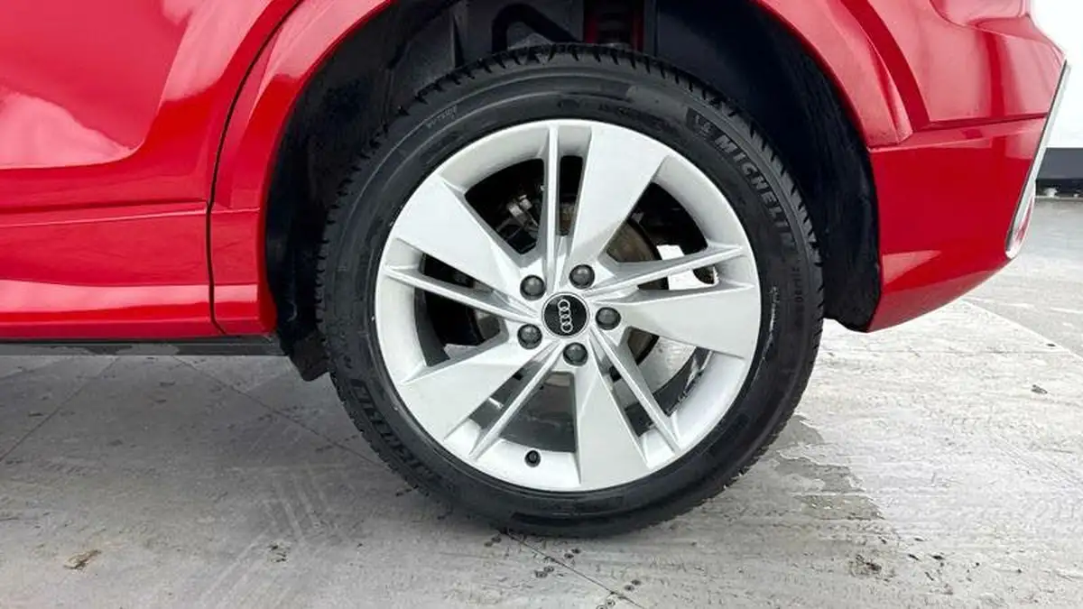 2021-audi-q2-10-30-tfsi-s-line-big-33