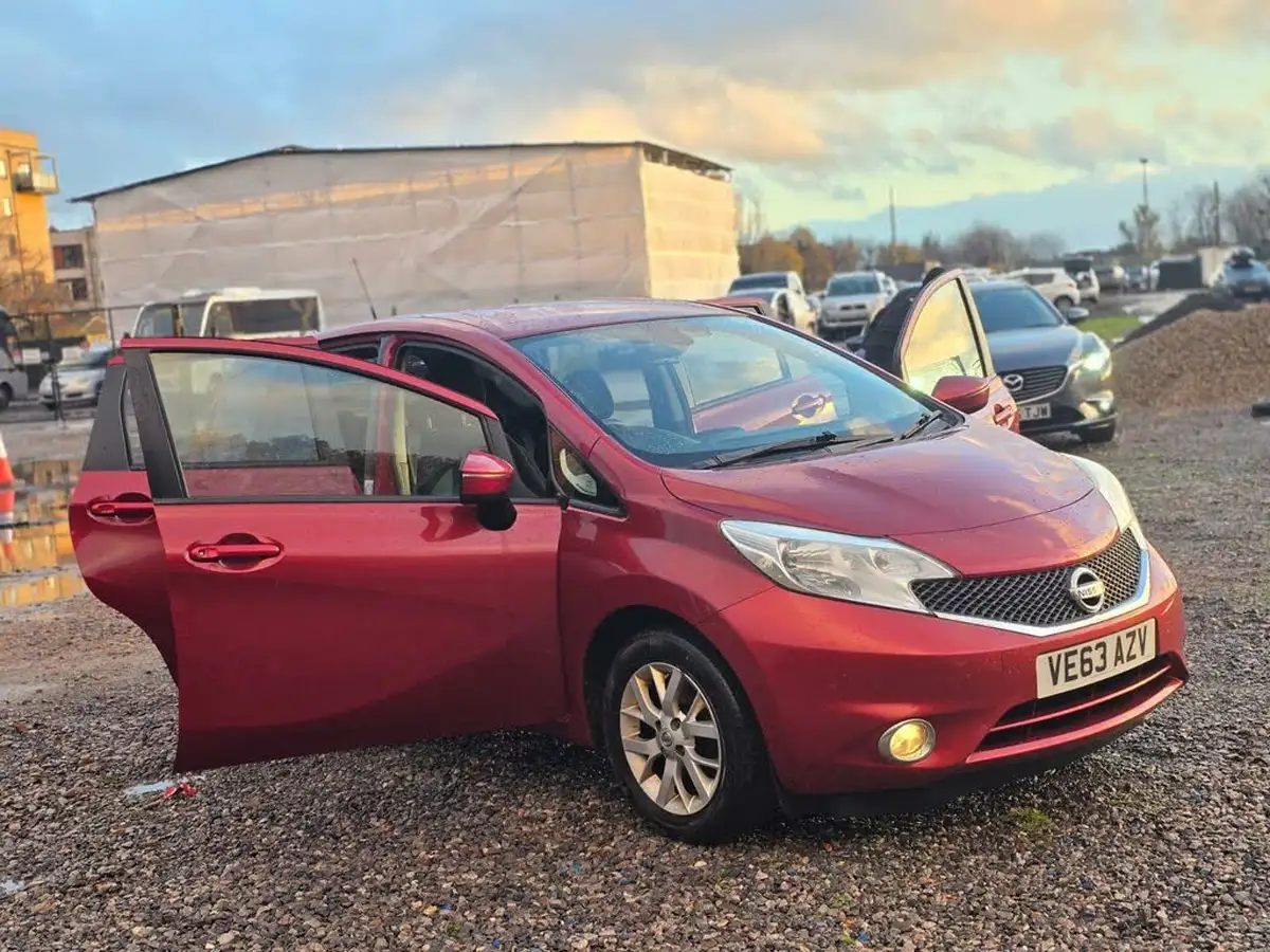 2013-nissan-note-12-acenta-premium-80ps-big-18