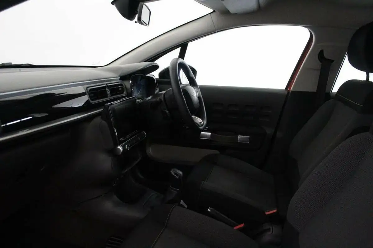 2017-citroen-c3-12-puretech-feel-82ps-big-37