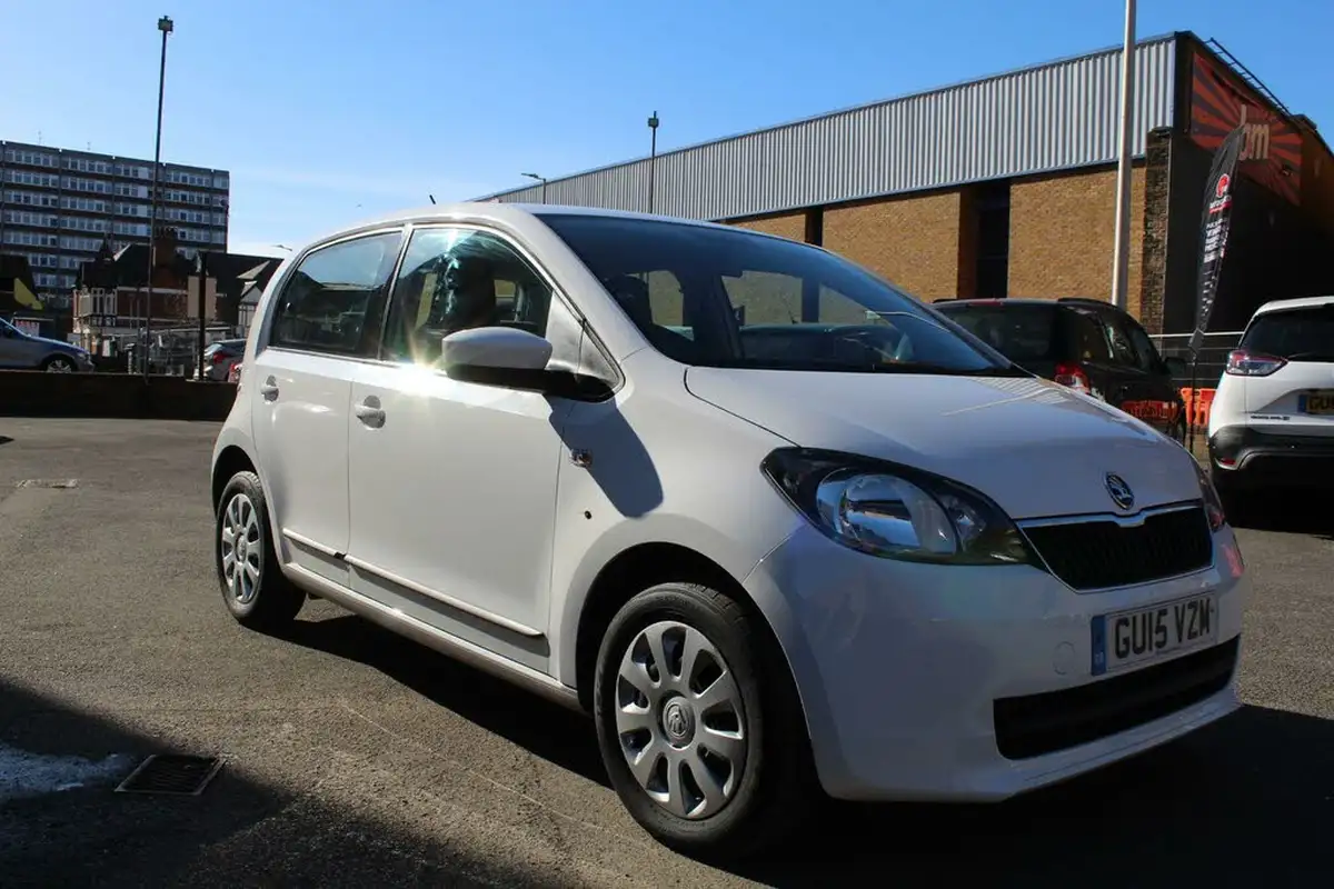 2015-skoda-citigo-10-se-5d-big-4