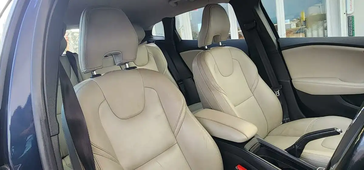 2014-volvo-v40-16td-d2-se-lux-powershift-big-12