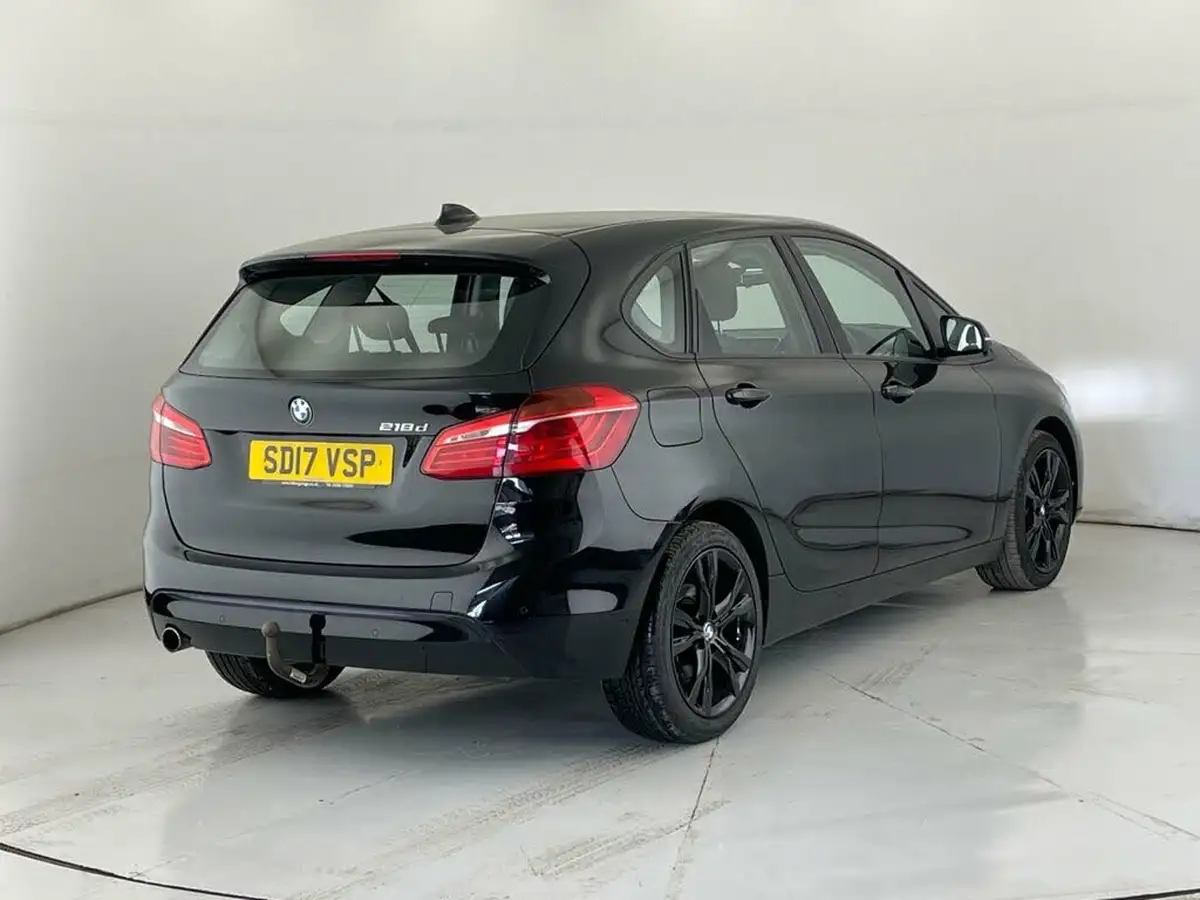 2017-bmw-2-series-20td-218d-sport-active-tourer-5d-big-3