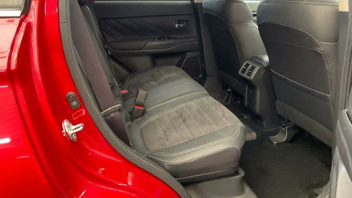 2018-mitsubishi-outlander-24-juro-phev-ss-big-5