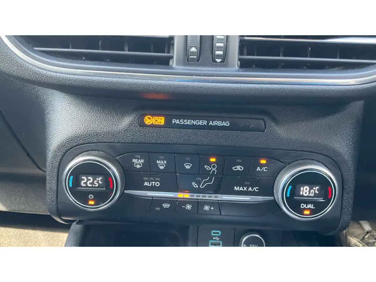 2020-ford-kuga-25t-titanium-big-39