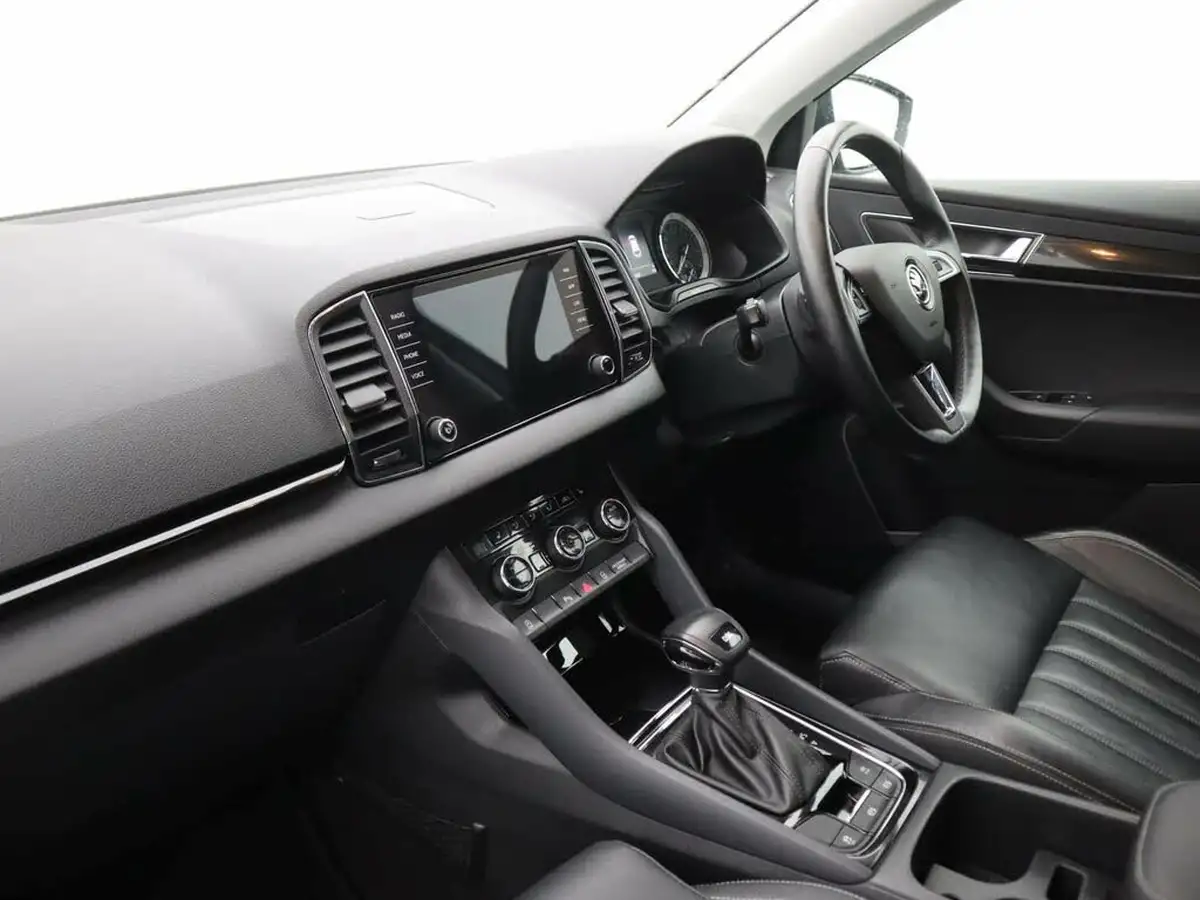 2018-skoda-karoq-15-tsi-se-l-ss-dsg-big-8