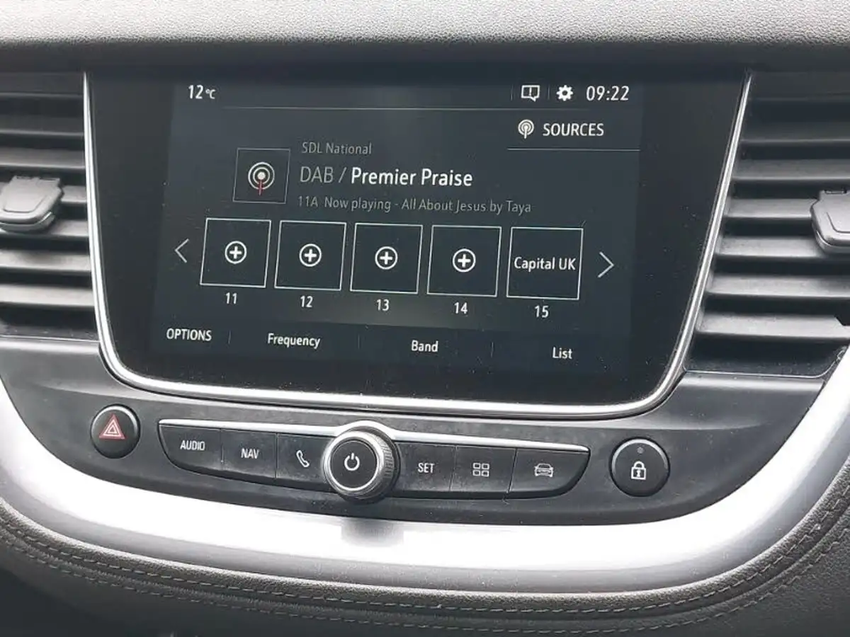 2021-vauxhall-grandland-x-12-griffin-big-12
