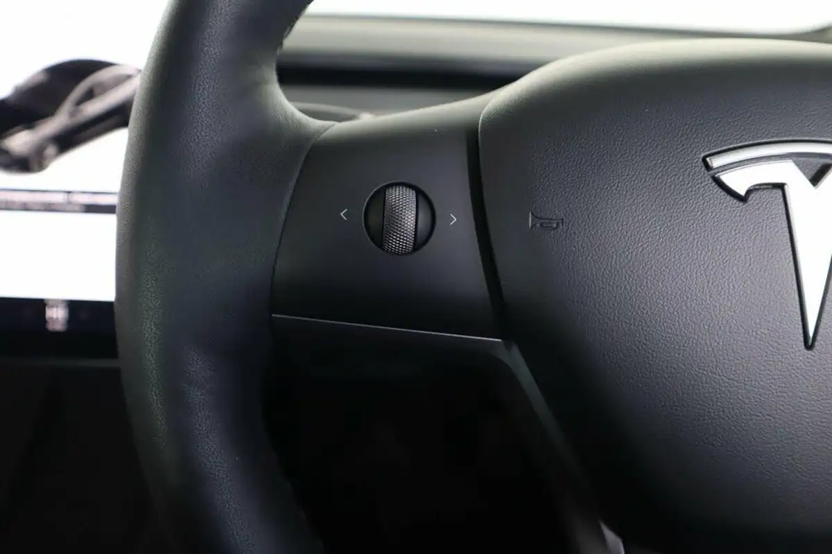 2021-tesla-model-3-e-long-range-4x4-big-13