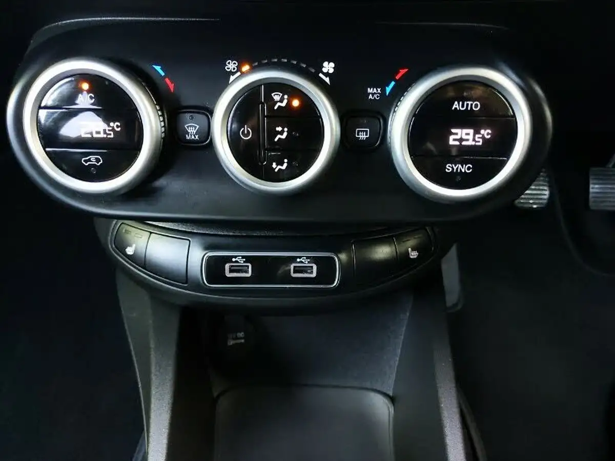 2023-fiat-500x-10-firefly-turbo-cross-big-13