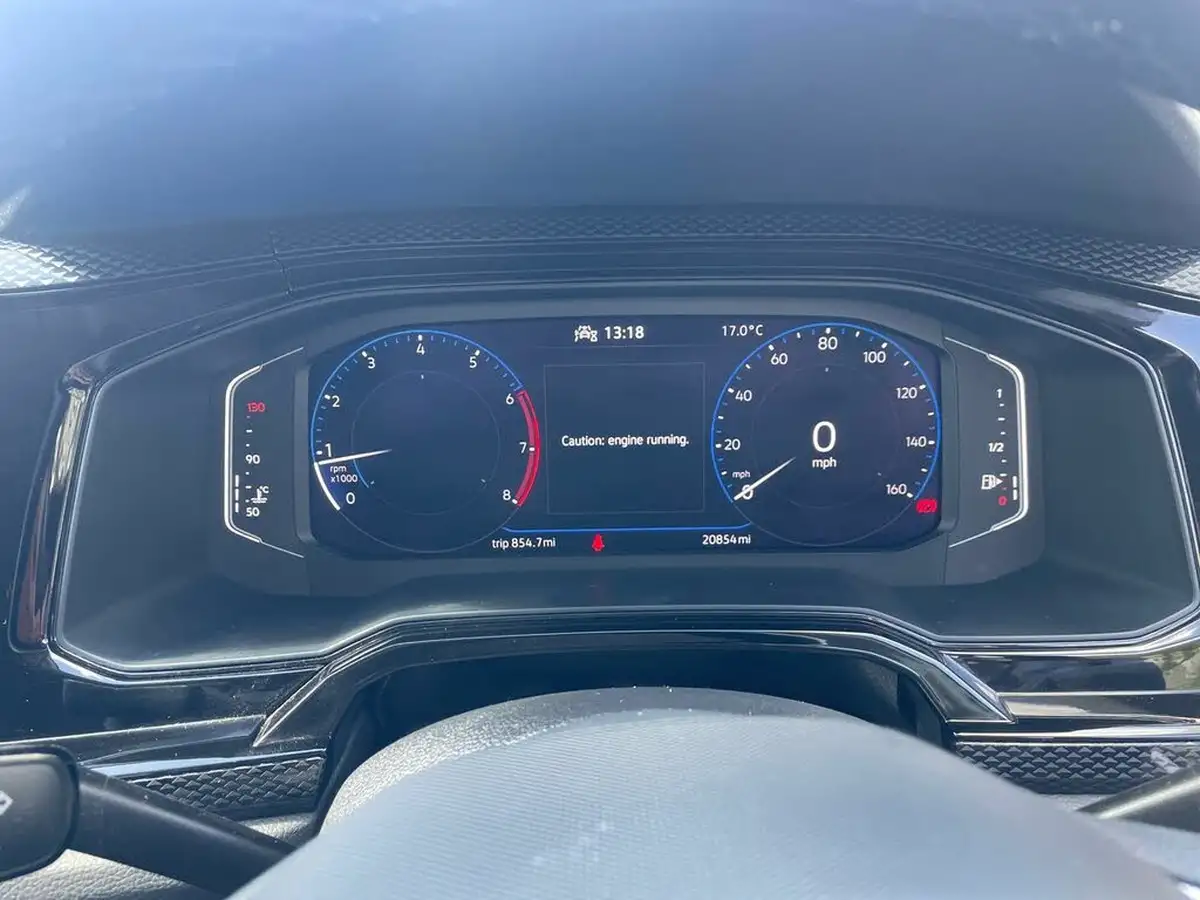 2022-volkswagen-polo-10-life-big-13