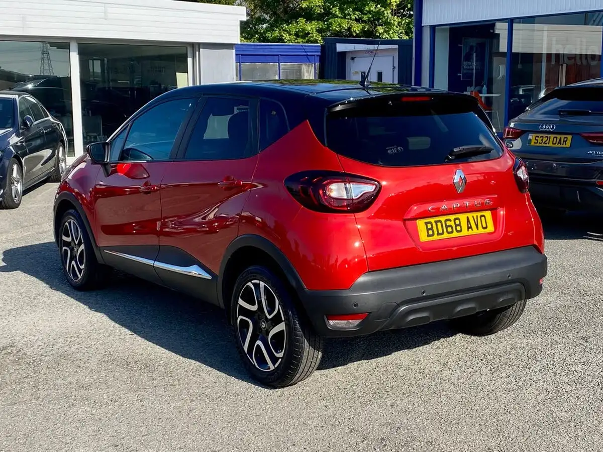 2018-renault-captur-15dci-iconic-big-4