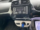 2017-toyota-prius-small-18