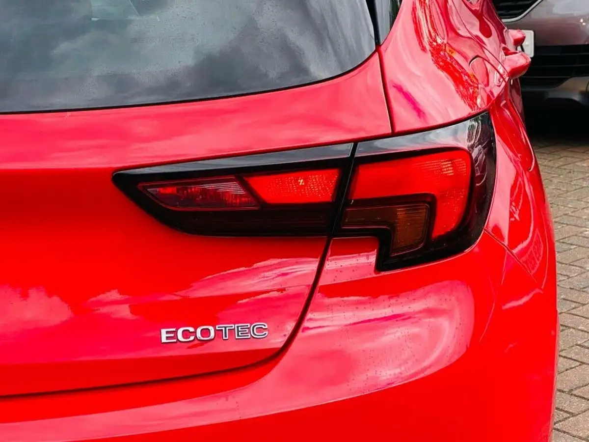 2018-vauxhall-astra-10i-turbo-tech-line-nav-ssecotec-hatchback-big-39