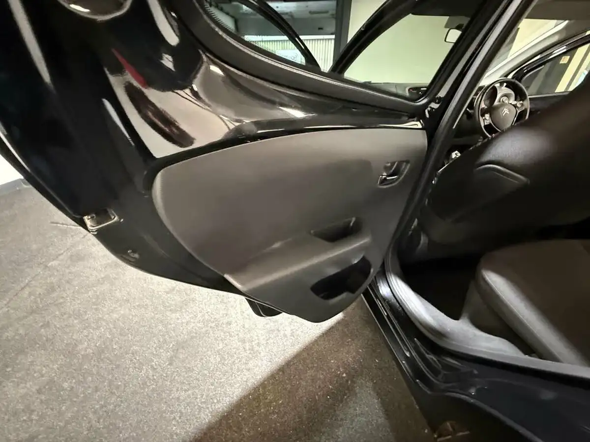 2021-citroen-c1-10-vti-shine-5d-big-37