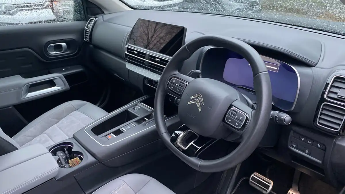 2024-citroen-c5-aircross-16-puretech-e-series-big-10