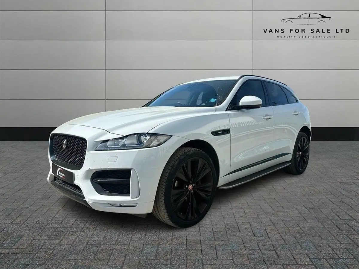 2017-jaguar-f-pace-20-i4d-r-sport-180ps-awd-auto-big-0