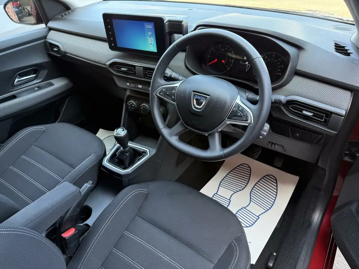2021-dacia-sandero-10-tce-comfort-90bhp-big-10