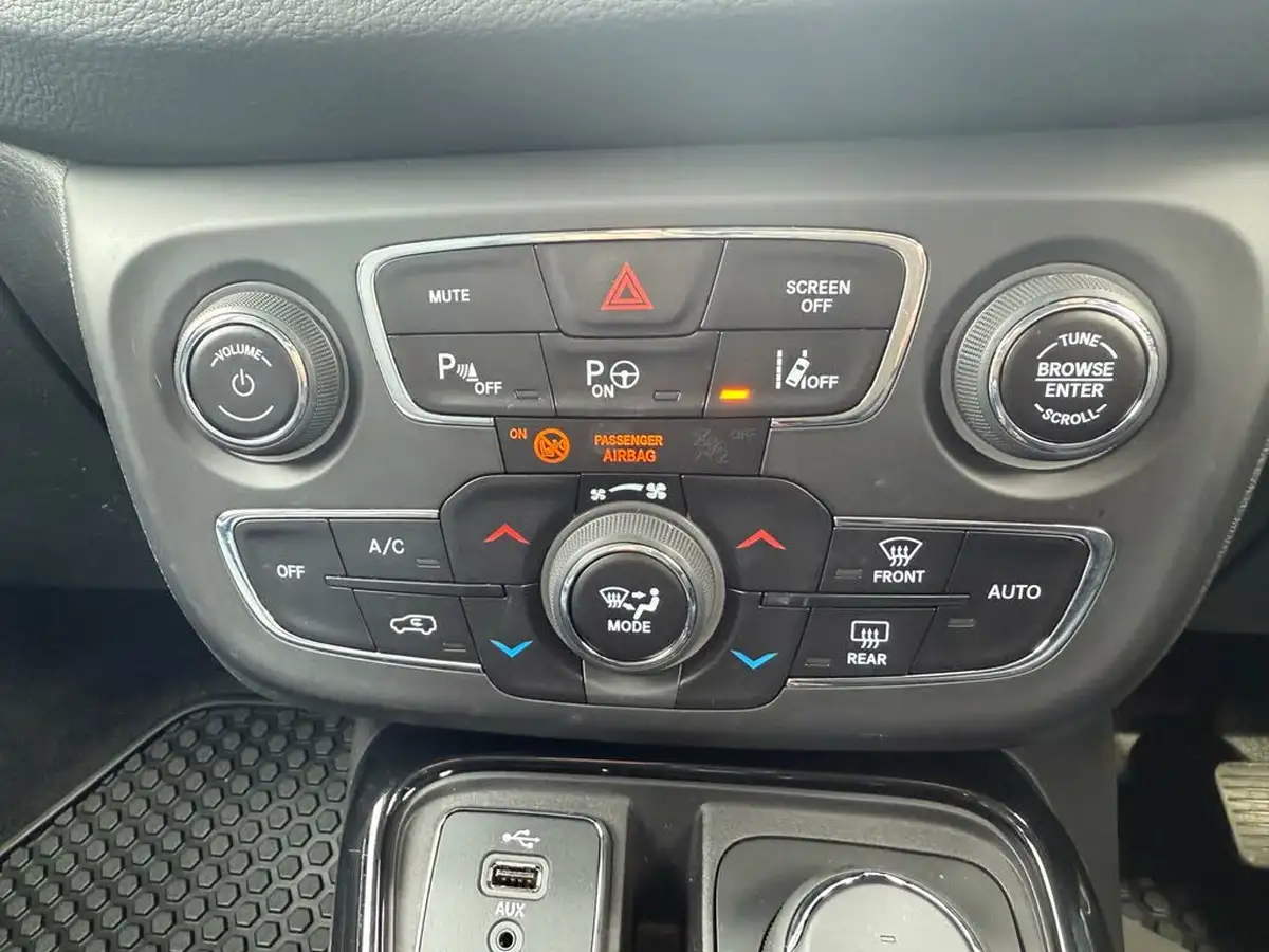 2020-jeep-compass-20multijet-ii-limited-168bhp-auto-big-34