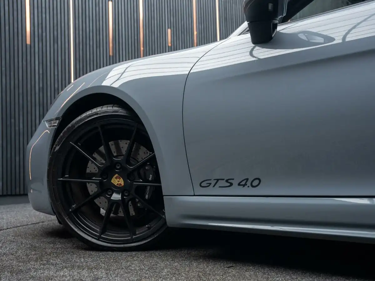 2022-porsche-boxster-718-40-boxster-gts-40-pdk-big-8
