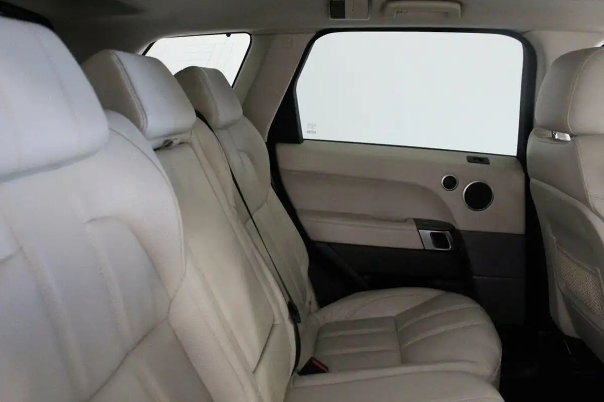 2014-land-rover-range-rover-sport-30-sd-v6-hse-big-47