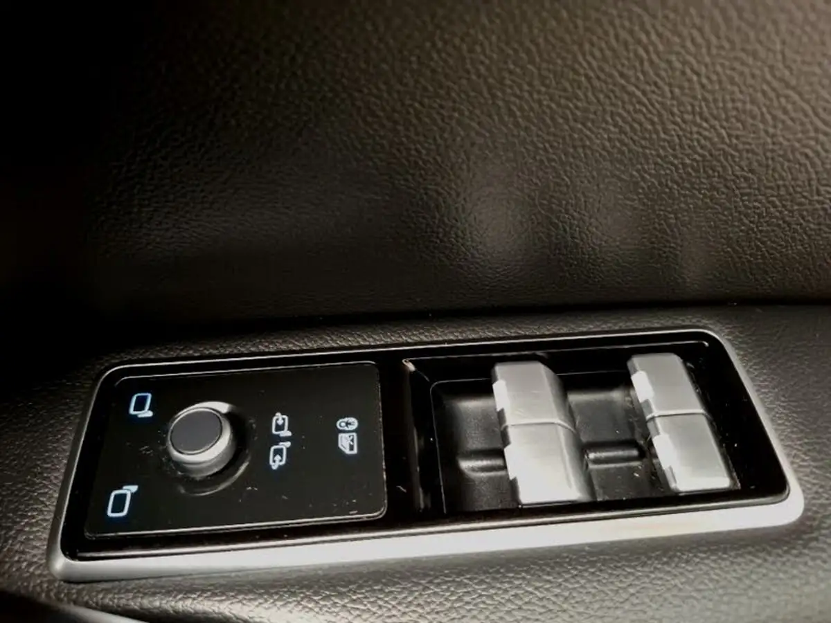 2021-jaguar-f-pace-20-d200-r-dynamic-s-mhev-big-18