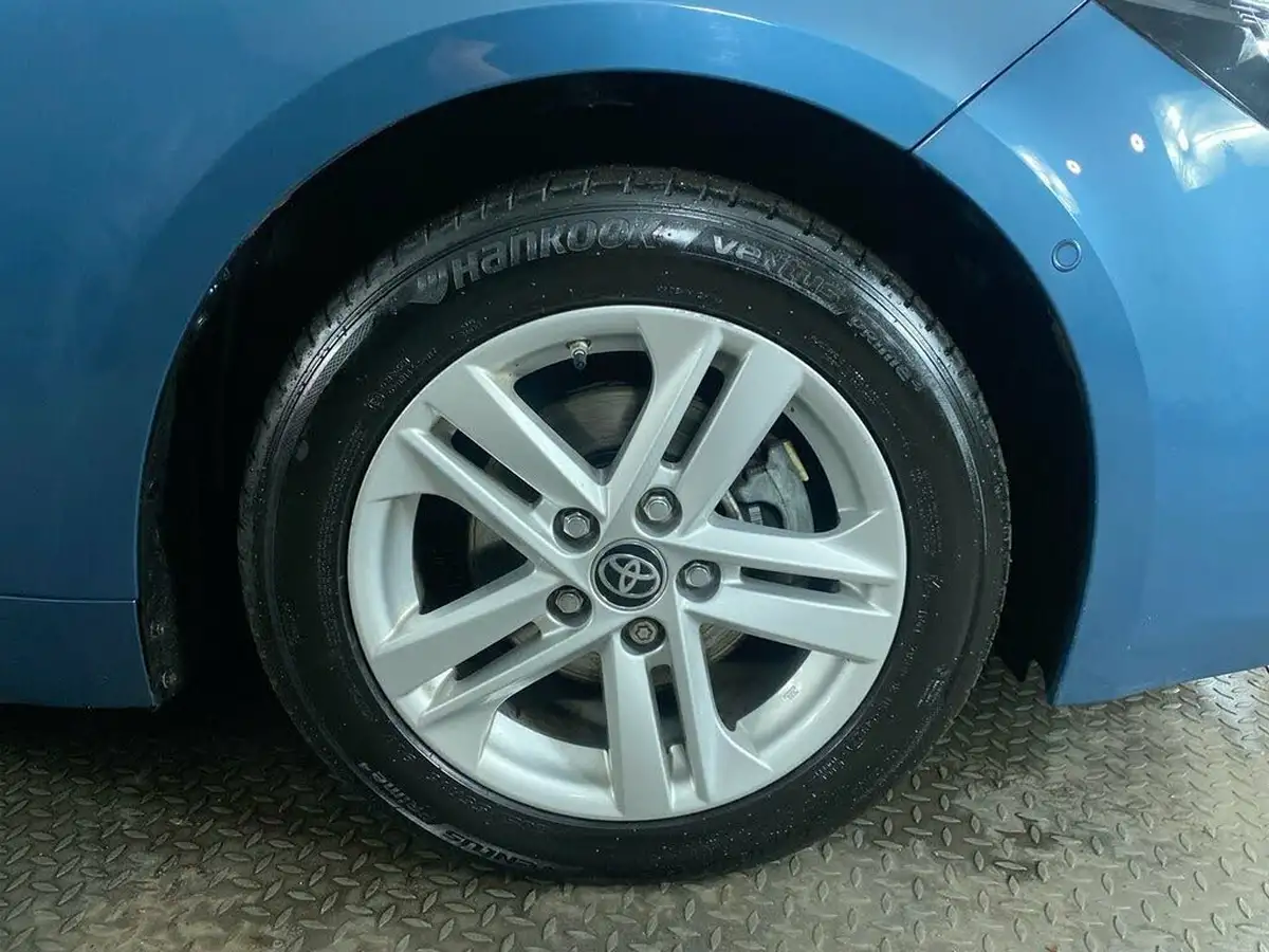 2020-toyota-corolla-18-vvt-i-icon-tech-spare-wheel-touring-sports-5d-big-11