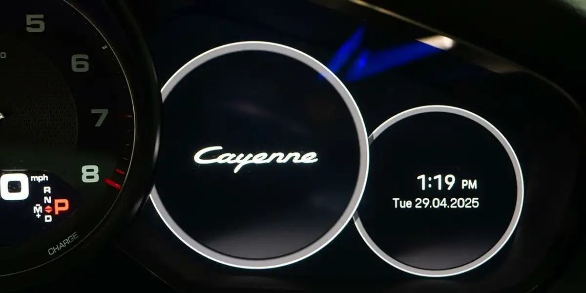 2022-porsche-cayenne-30-v6-e-hybrid-coupe-big-41