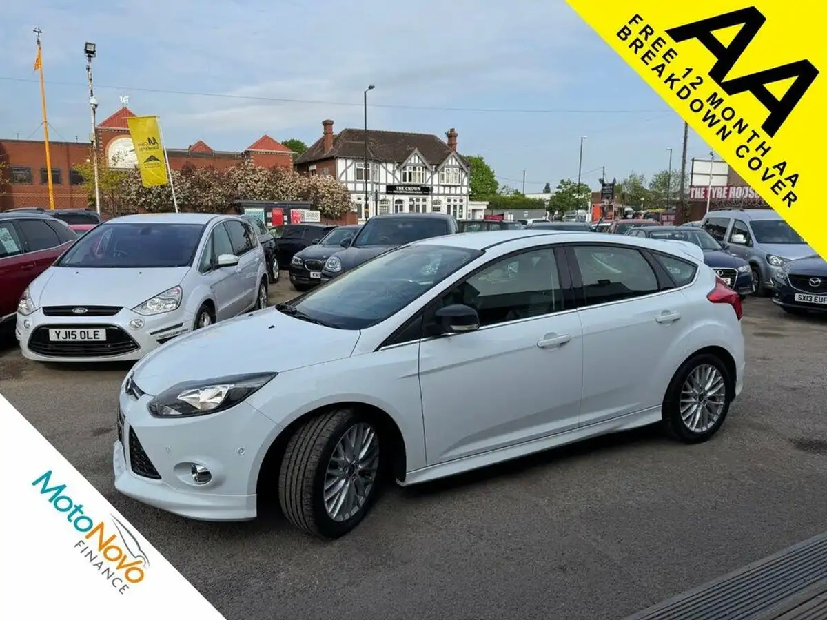 2013-ford-focus-16-zetec-s-scti-182ps-hatchback-big-11